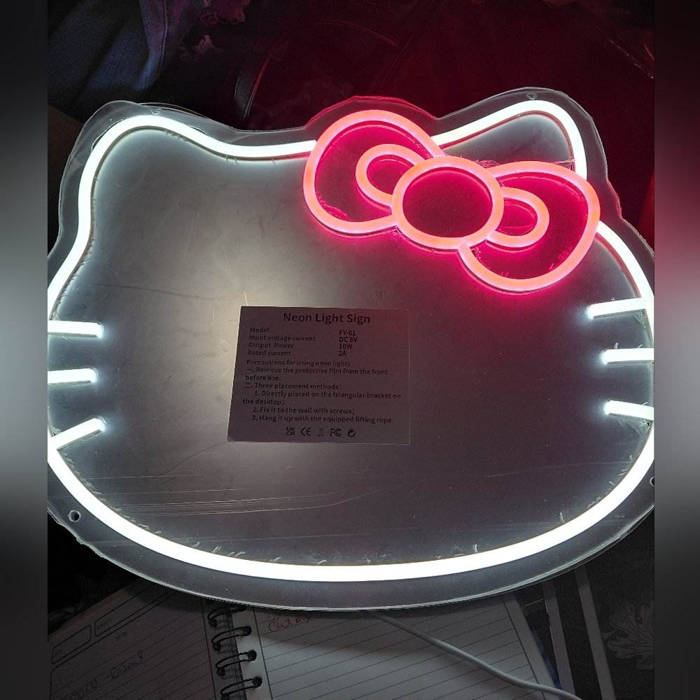 Hello  kitty light up ,usb Cord